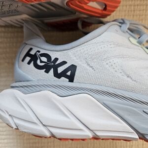 Womens Hoka Size 7